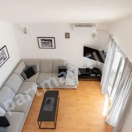 Appartement Tika Ciovo
